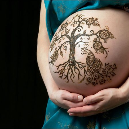 Можно ли сделать татуировку во время беременности?